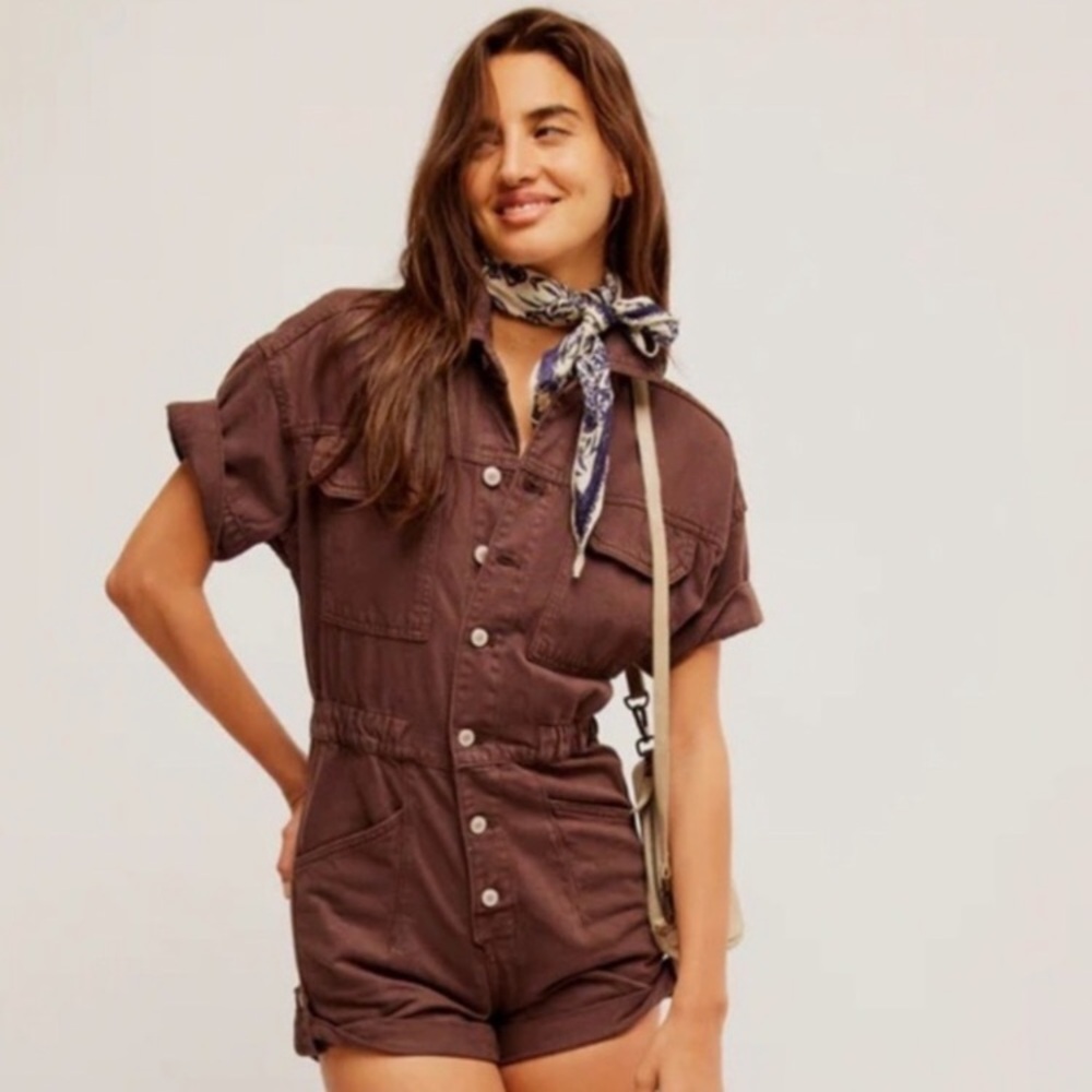 Free People! We The Free Marci Shortalls In Mocha NWT!